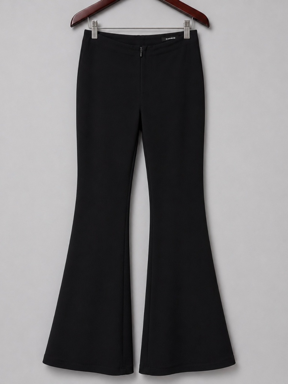 CAMBIO Women’s Black Flare Bootcut Pants 33” Inseam Size Approx 28
